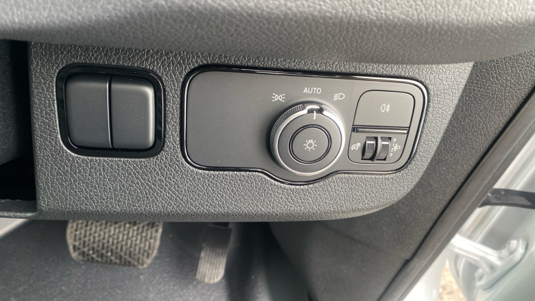 Mercedes-Benz Sprinter 315Cdi L2 Diesel Rwd 3.5t H2 Pro Van 9G-Tronic